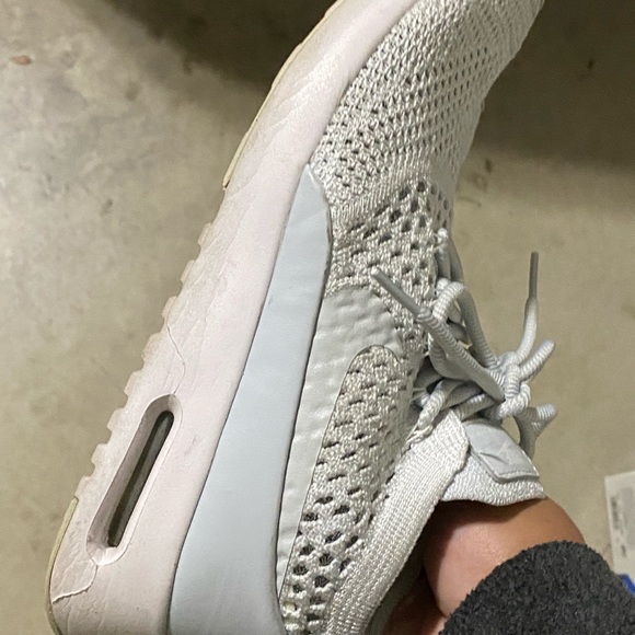 Nike - Picture 3 of 5